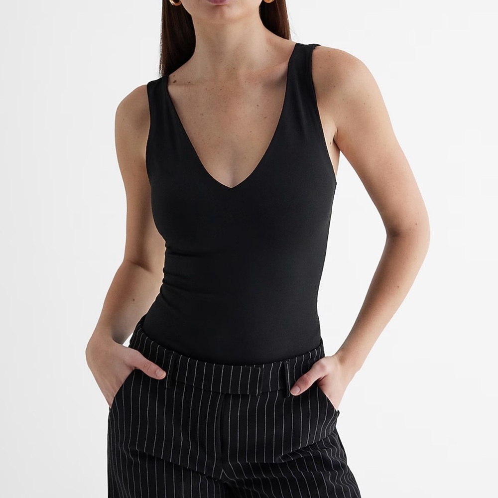 Body Contour High Compression Double V-Neck Tank Black Medium